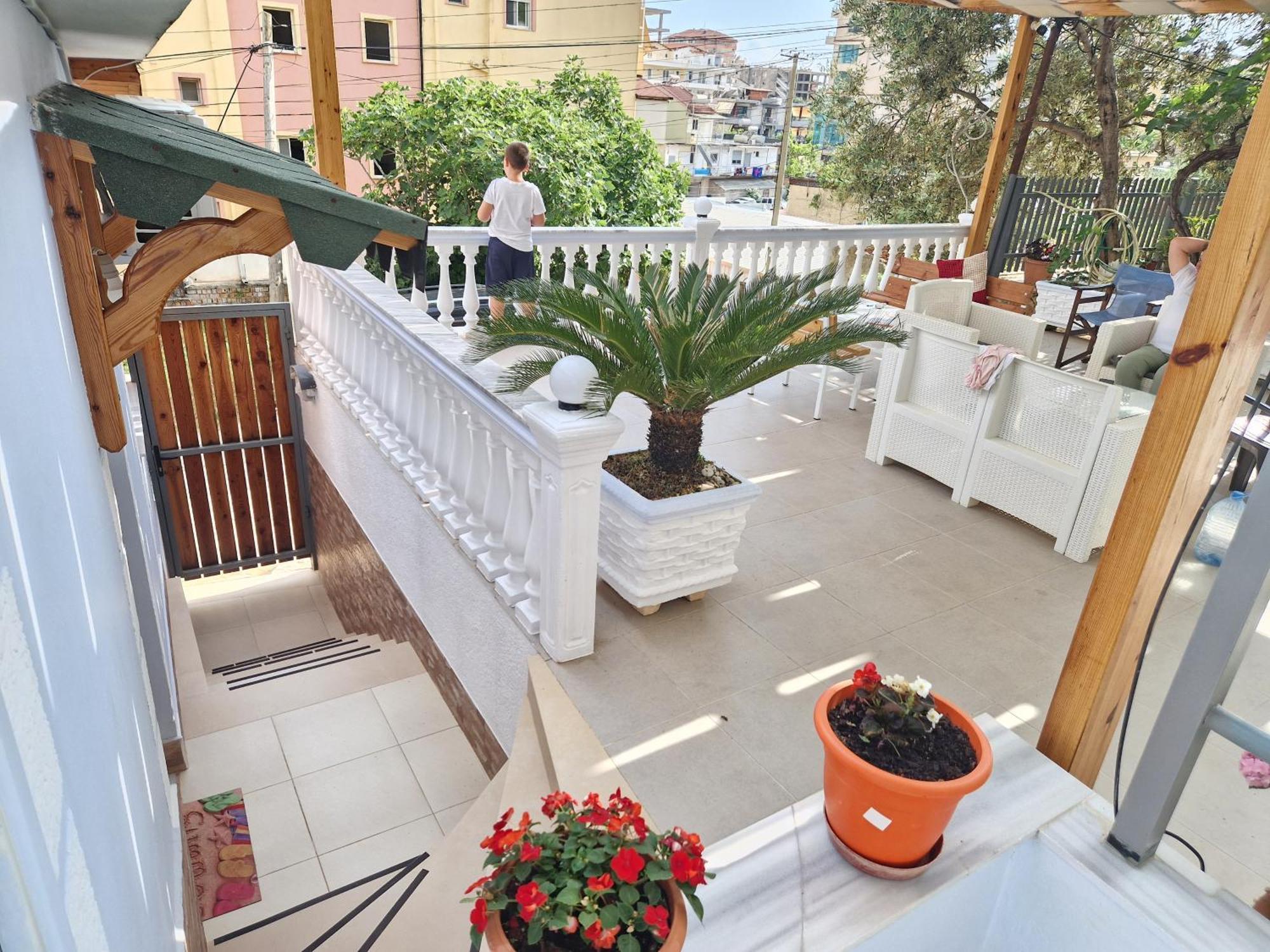 Sala Apartment'S Sarande Bagian luar foto