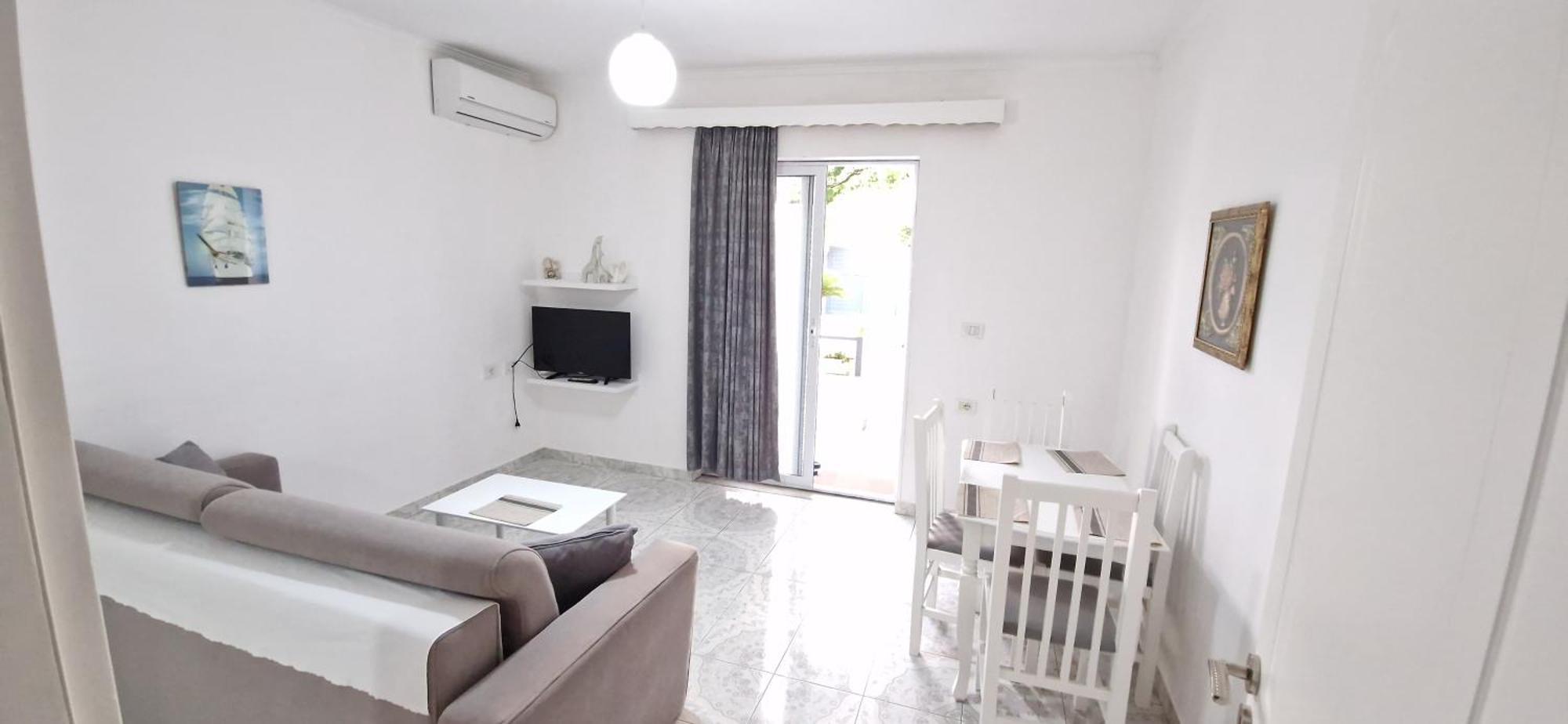 Sala Apartment'S Sarande Bagian luar foto